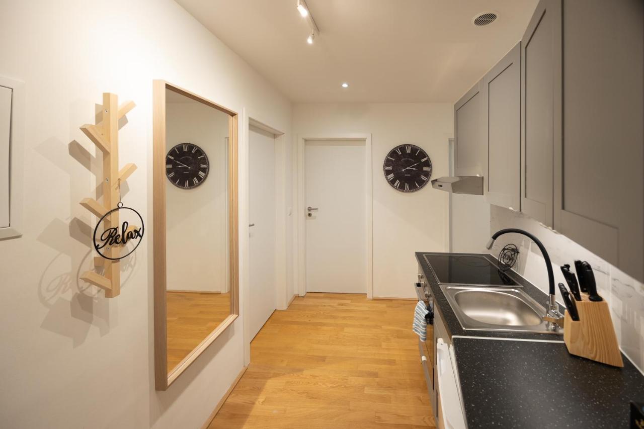 Rooftop Cozy Apartment Near Innerstadt With Ac Vienna Exterior photo